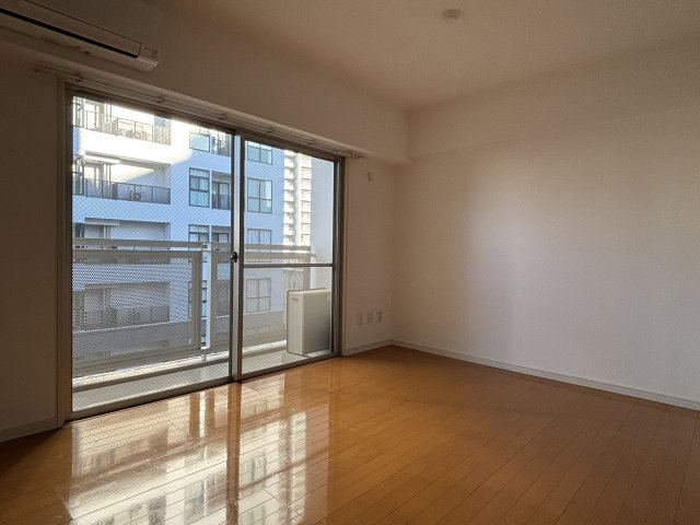 ＫＳ・ＤｉＯの洋室