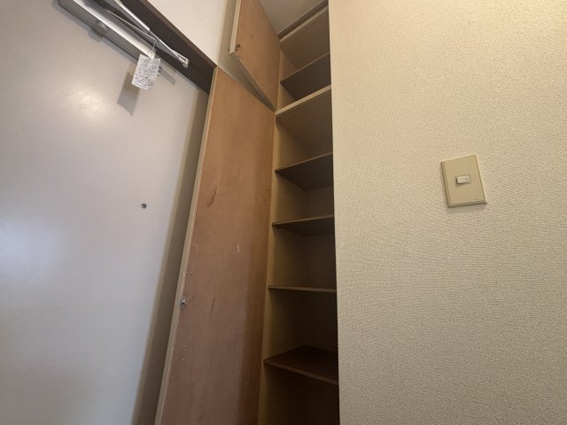 ウィズ今村の収納|高さのあるシューズBOX