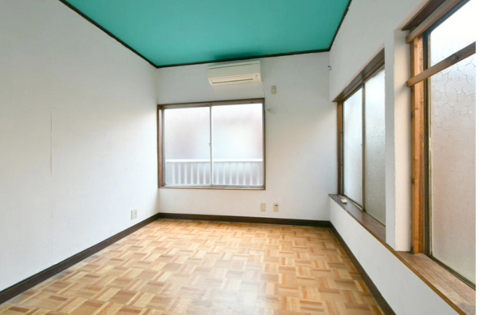 古民家シェアハウス　ニジノワムラの内装