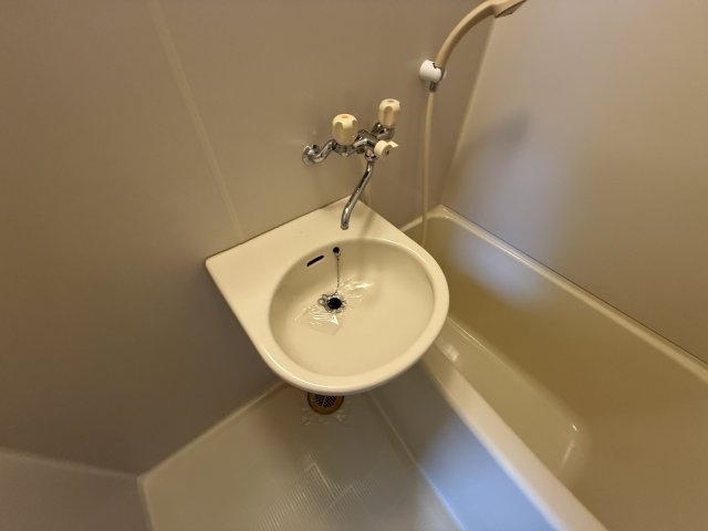 サンライズセカンドの洗面所