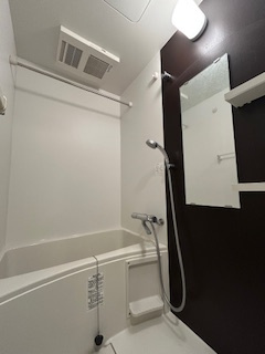 スペーシア江坂南金田の浴室|お風呂で日々の疲れを落としましょう