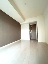 スペーシア江坂南金田の居間・リビング|こちらのリビングで趣味の時間をお楽しみください