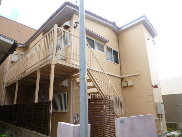 サウスパティオの外観|２００５年リニューアル済。