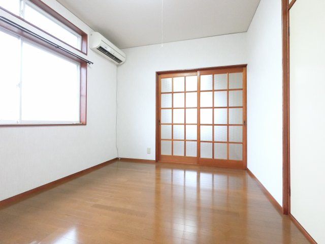 【寝室】