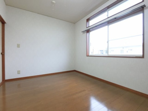 【寝室】