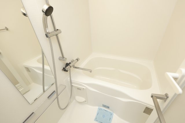 ブライズ亀有の浴室