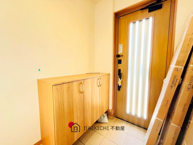 【玄関】 | 桶川市上日出谷第12期　ワイウッドコート　新築戸建　全3棟　3号棟