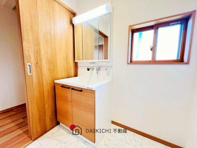 【独立洗面台】 | 桶川市上日出谷第12期　ワイウッドコート　新築戸建　全3棟　3号棟