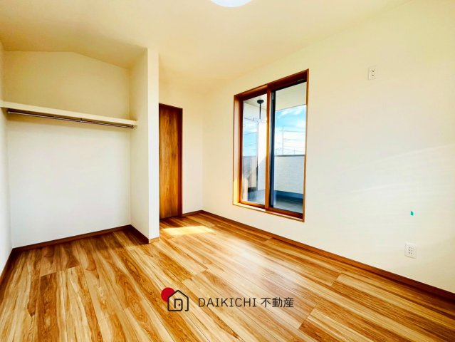 【洋室】 | 桶川市上日出谷第12期　ワイウッドコート　新築戸建　全3棟　3号棟