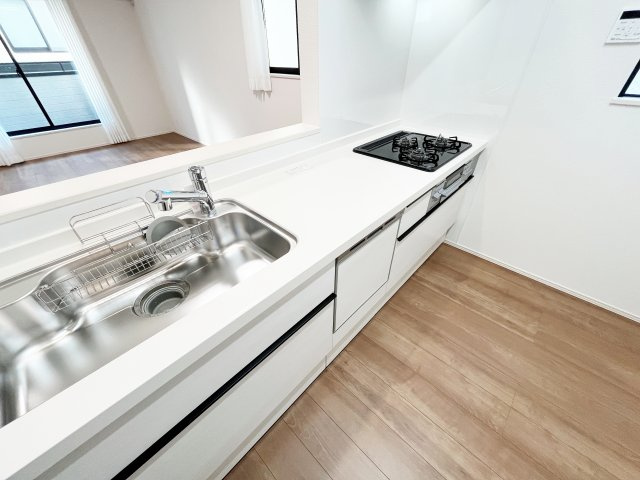 『八王子市新築戸建て』八王子市本町24-14【仲介手数料無料】のキッチン|～仲介手数料無料☆八王子ひなた不動産～　八王子市本町　新築戸建て