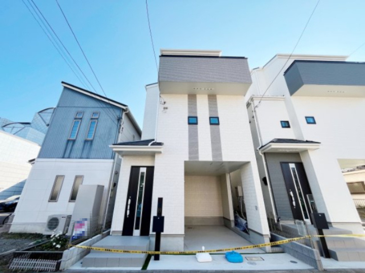 祝　成約済み　八王子市　本町　新築戸建ての外観|～仲介手数料無料☆八王子ひなた不動産～　八王子市本町　新築戸建て