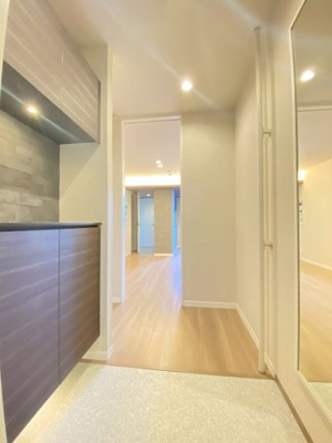 【玄関】 | シャーメゾンサイビータ