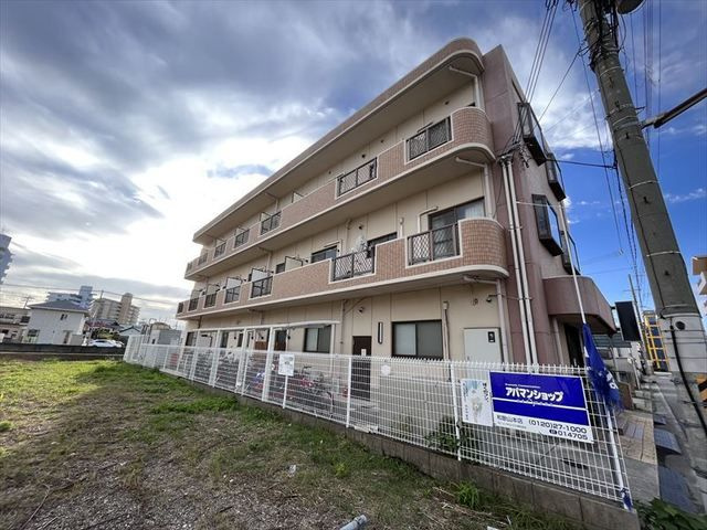 エクセルコートの外観