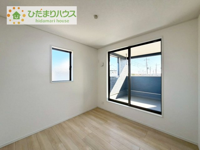 【洋室】 | 取手市宮和田第8　新築戸建 | 夏場に心地良いひんやり感はフローリングならでは☆彡