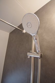 【浴室】 | 【仲介手数料無料！！】国立市西1丁目　新築戸建て（全7区画）E号棟　5980万円