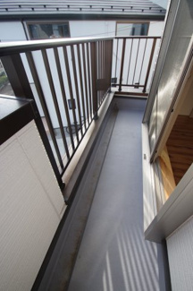 【バルコニー】 | 【仲介手数料無料！！】国立市西1丁目　新築戸建て（全7区画）E号棟　5980万円