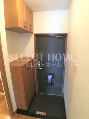 【玄関】 | ブルーサンズ ロフティー | 玄関です