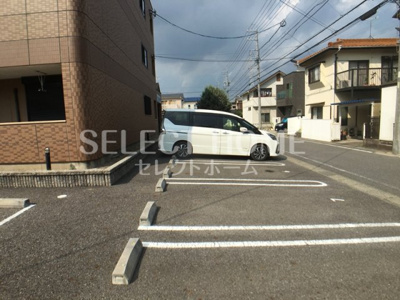 【駐車場】 | ブルーサンズ ロフティー | 駐車場です