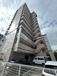 パークレジデンス江坂の外観|きれいな外観です