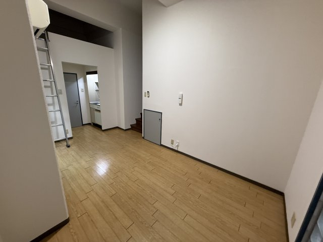 サンライズファーストの居間・リビング