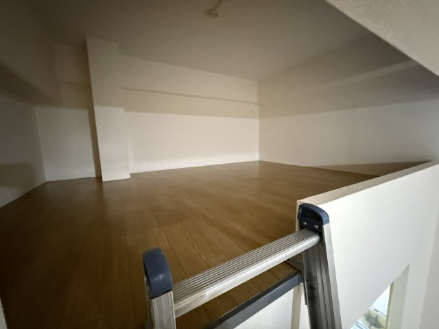 サンライズファーストの洋室