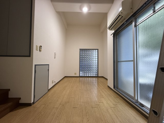 サンライズファーストの内装