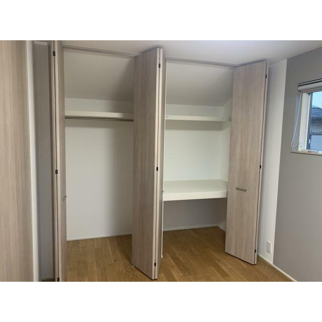 西東京市保谷町６丁目のアパートの収納