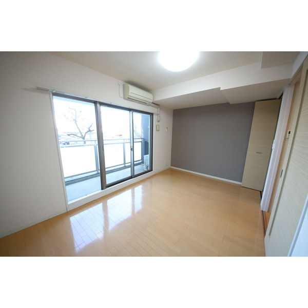 aLATO白壁　名古屋市賃貸　仲介手数料無料のバルコニー