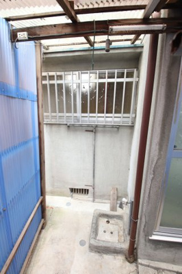 【設備】 | 堺市中区新家町貸家 | 洗濯機置き場