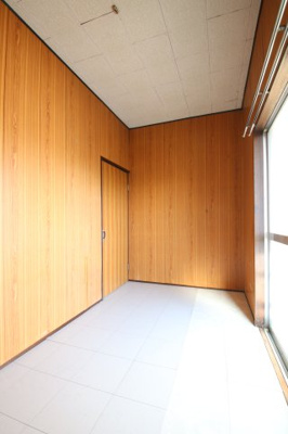 【洋室】 | 堺市中区新家町貸家