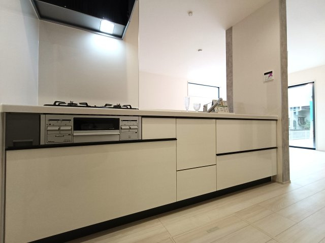 三郷市　鷹野4丁目　新築戸建　全6棟のキッチン|施工例です