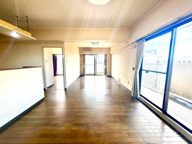 サンマンション千種公園D棟の居間・リビング|リビングダイニング