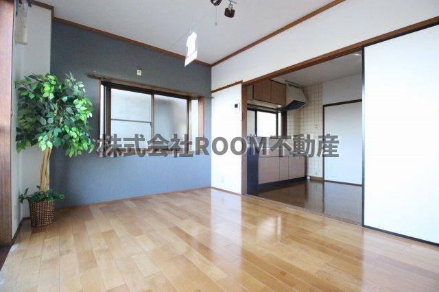 グリーンコートM Ⅰ・Ⅱの居間・リビング|使いやすい居間です