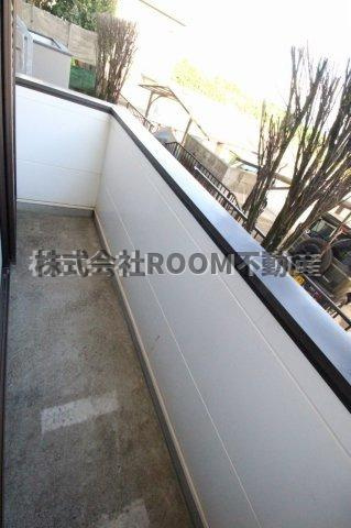 グリーンコートM Ⅰ・Ⅱのバルコニー|外からの目が気にならないバルコニーで洗濯物が干せます