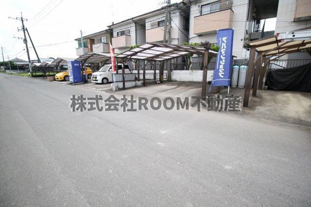 グリーンコートM Ⅰ・Ⅱの駐車場|駐車場があります