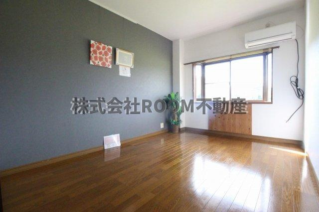 グリーンコートM Ⅰ・Ⅱの居間・リビング|使いやすい居間です