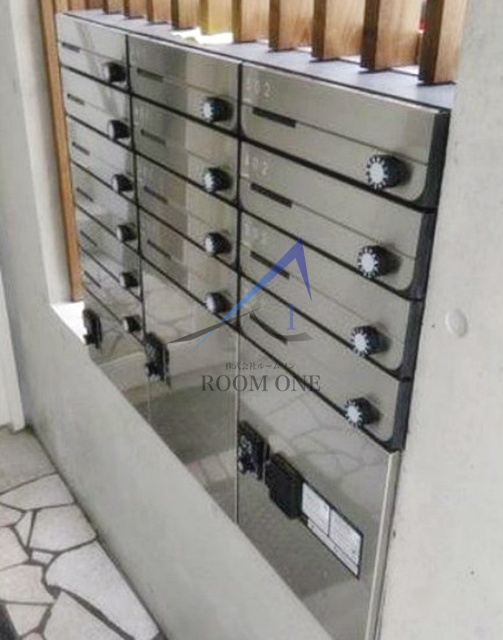 ディアマンテ糀谷のその他共用部分|集合ポストです。