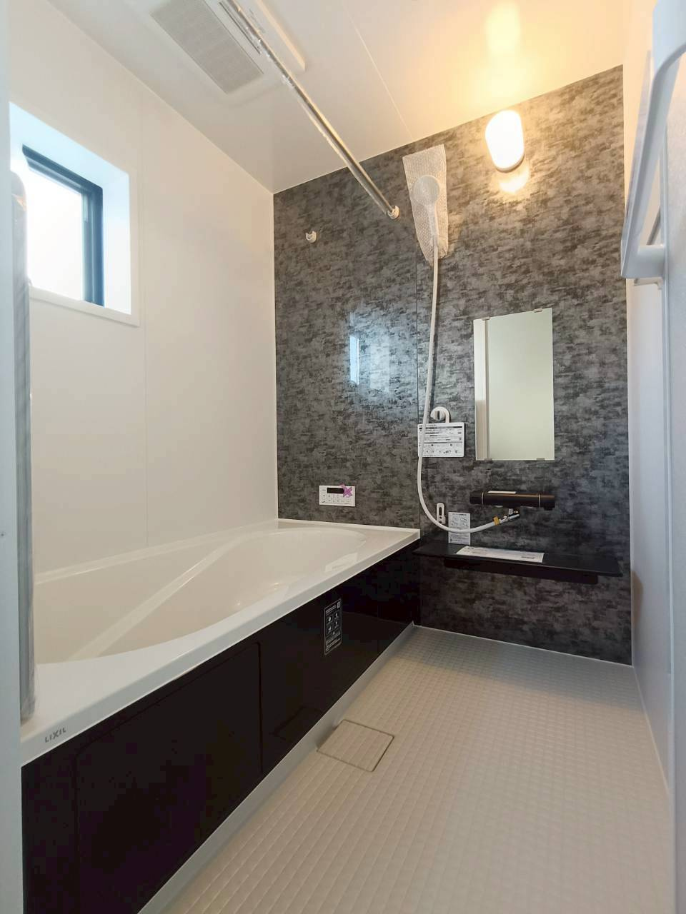 三郷市　鷹野4丁目　新築戸建　全6棟の浴室|施工例です