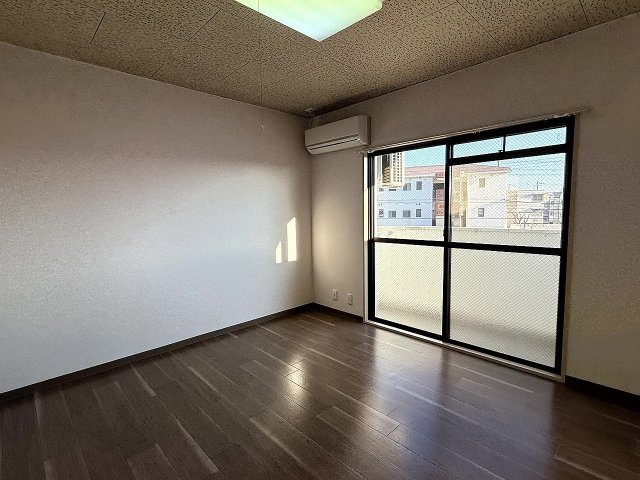 ハイツOSの寝室