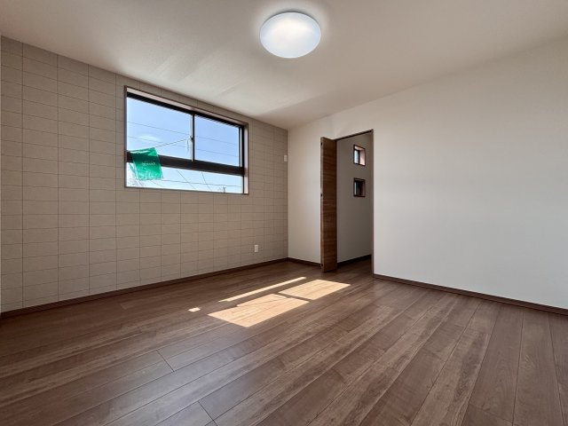 【寝室】