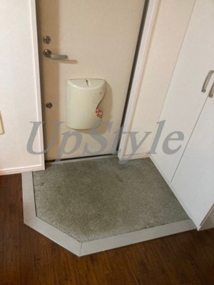 【玄関】 | アールズコートⅡ棟