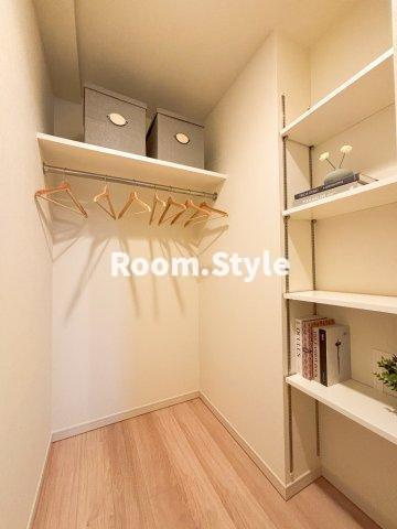 リビオ目黒ザ・プレイスの収納|空室のためご都合に合わせてご内覧できます
お問合せはお電話でもお受付しております。
03-6450-5211