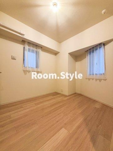 リビオ目黒ザ・プレイスの洋室|空室のためご都合に合わせてご内覧できます
お問合せはお電話でもお受付しております。
03-6450-5211