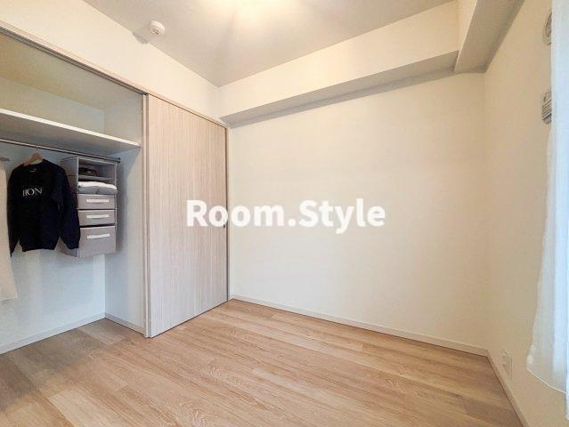 リビオ目黒ザ・プレイスの洋室|空室のためご都合に合わせてご内覧できます
お問合せはお電話でもお受付しております。
03-6450-5211