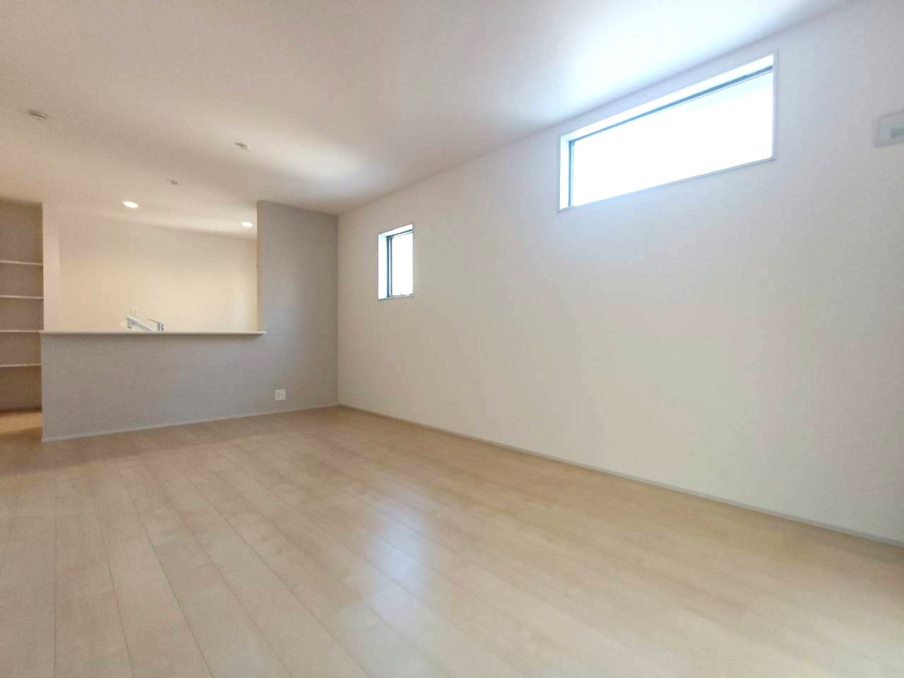 三郷市　鷹野4丁目　新築戸建　全6棟の居間・リビング|こちらの居間で趣味の時間をお楽しみください