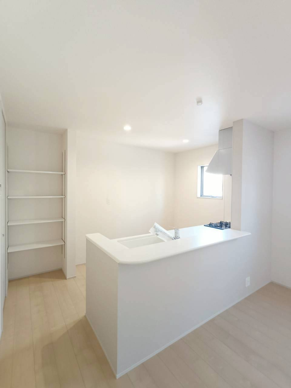 三郷市　鷹野4丁目　新築戸建　全6棟のキッチン|使いやすいキッチンです