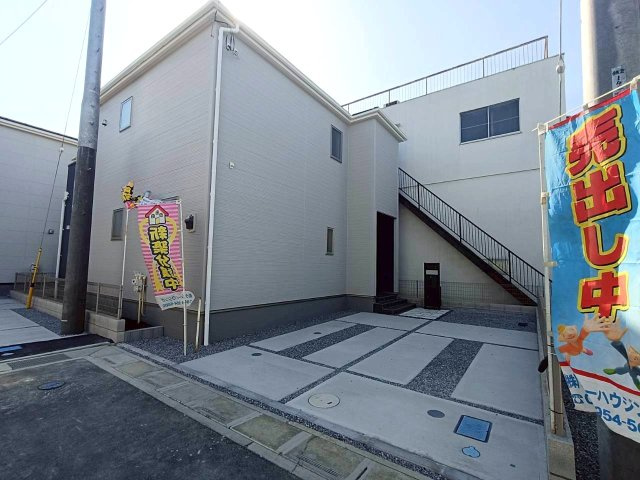 三郷市　鷹野4丁目　新築戸建　全6棟の前面道路含む現地写真|前面道路含む現地写真です