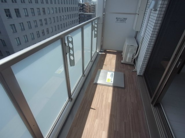 ララプレイス三宮ルミナージュのバルコニー