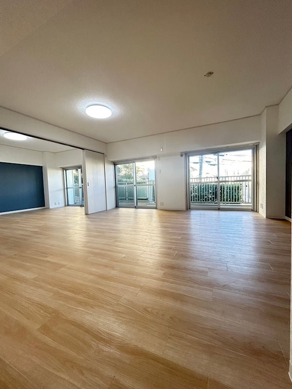 東急ドエル摩耶の居間・リビング