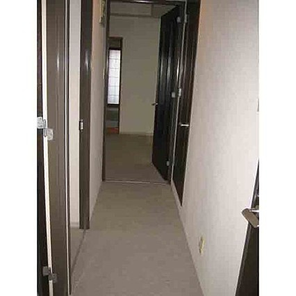 パークハイム六甲道の玄関